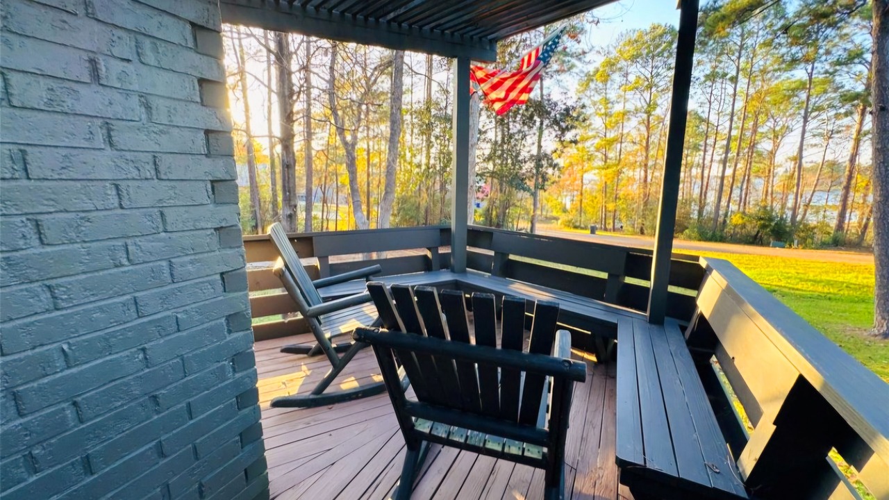 Photo of Patio Balcony in Brookeland