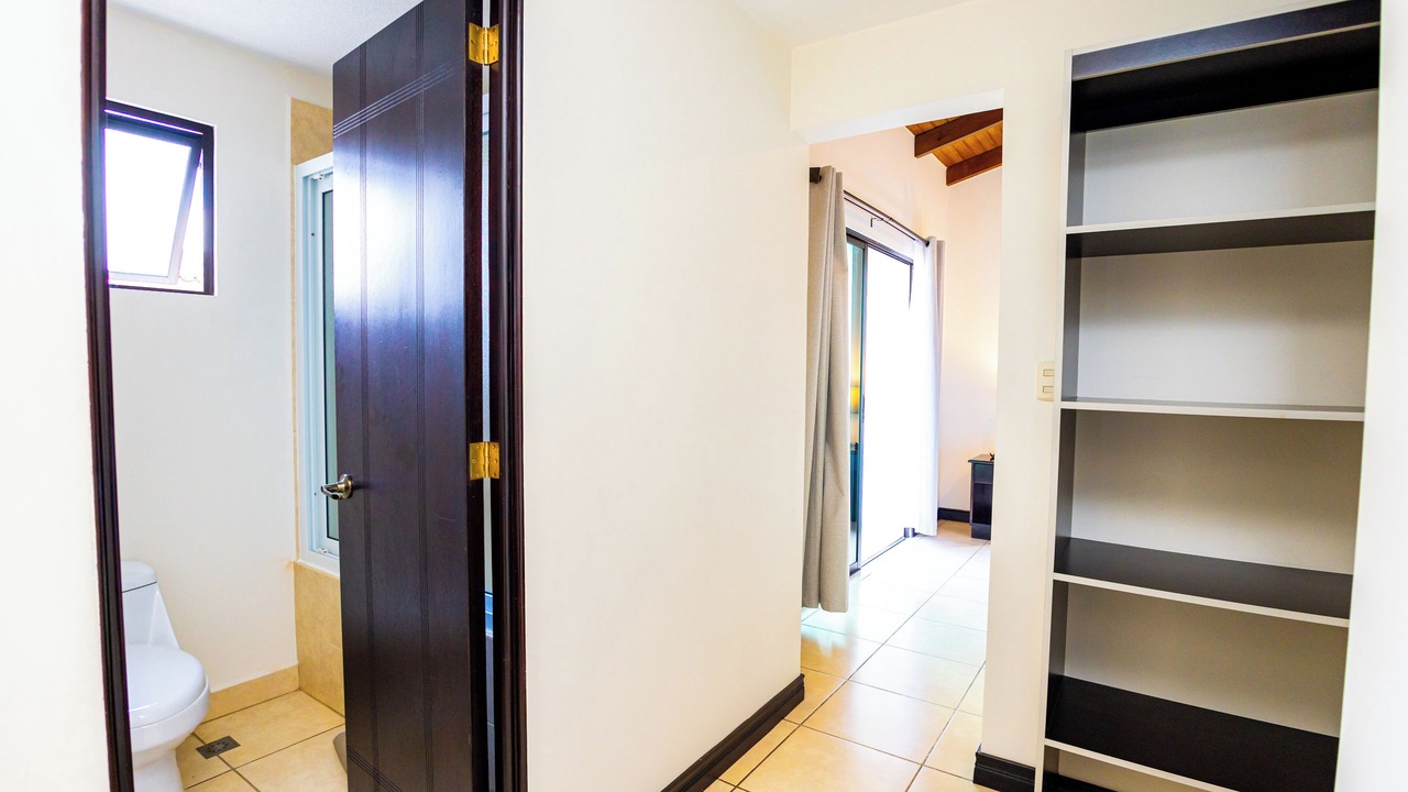 Photo of Bathroom in Mixco