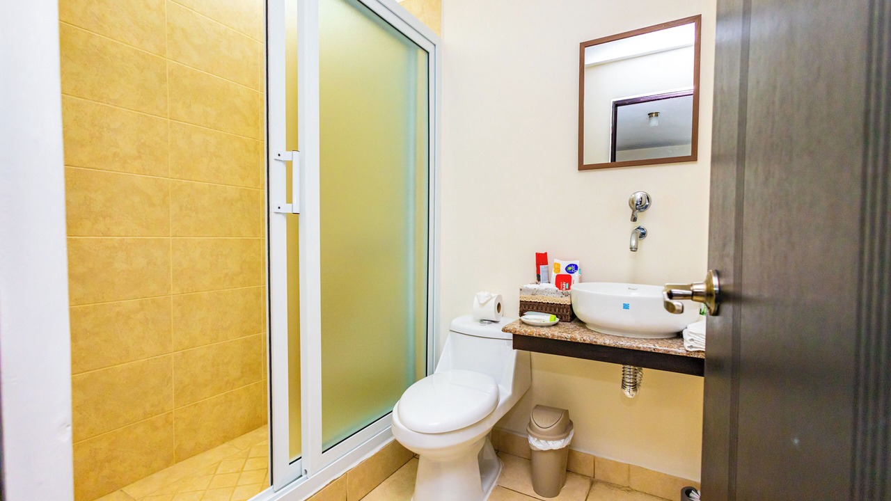 Photo of Bathroom in Mixco