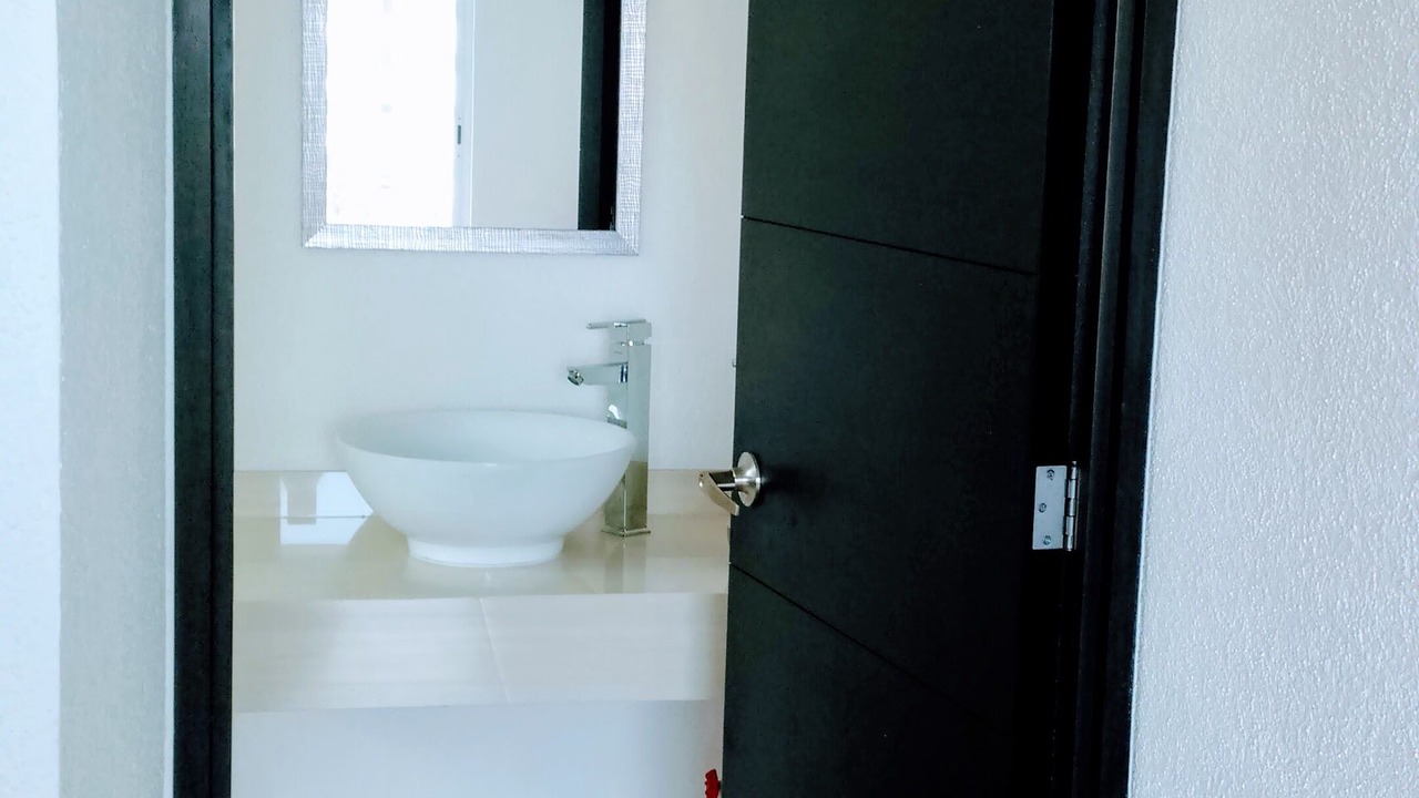 Photo of Bathroom in Toluca