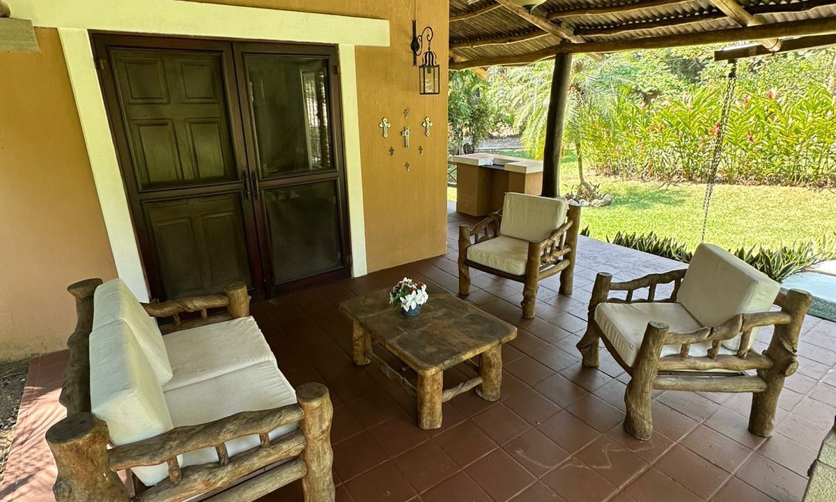 Photo of Patio Balcony in San Martin Zapotitlan