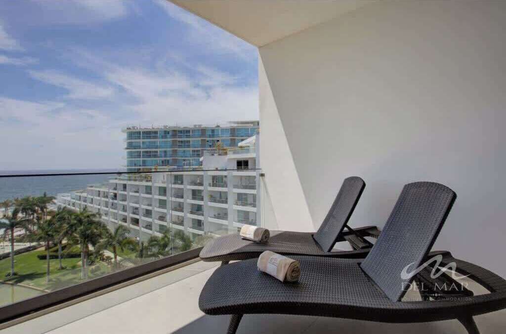 Photo of Patio Balcony in Flamingos