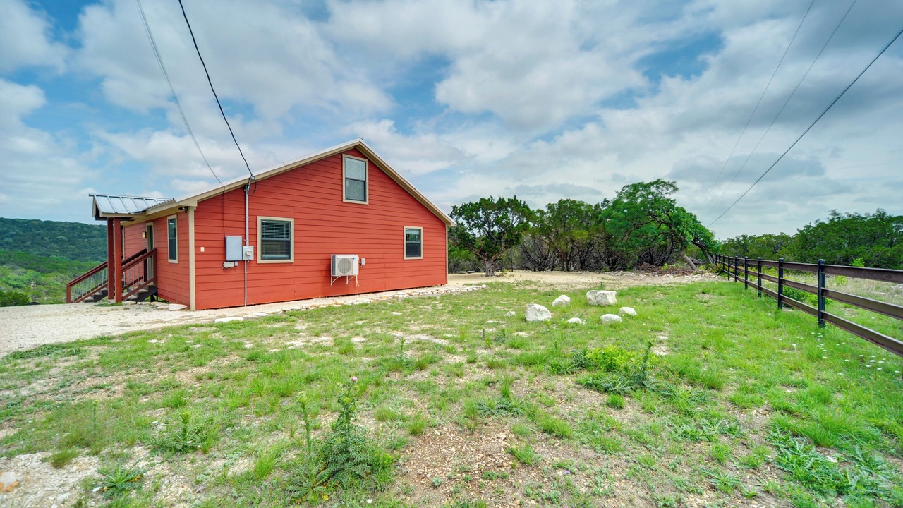 Photo of Outdoor in Leakey