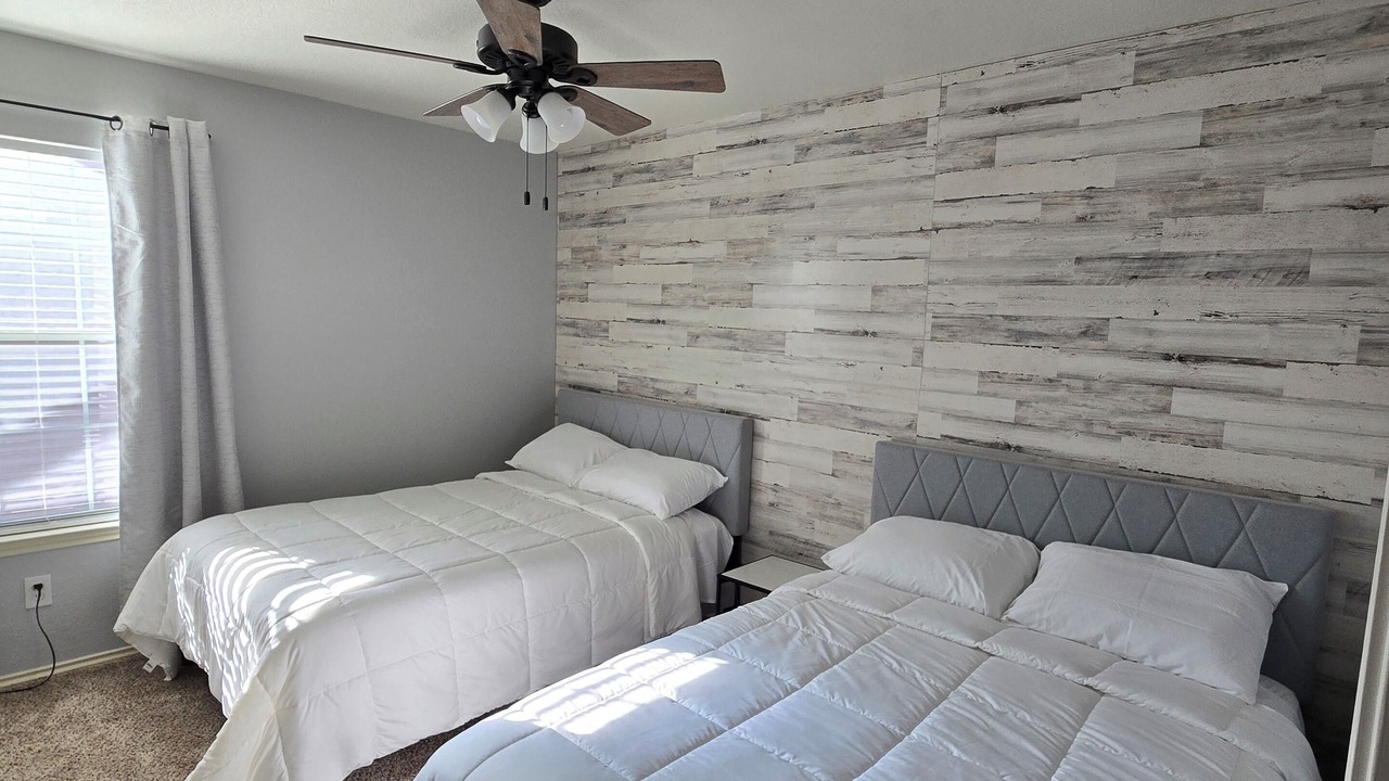 Photo of Bedroom in Far North Central