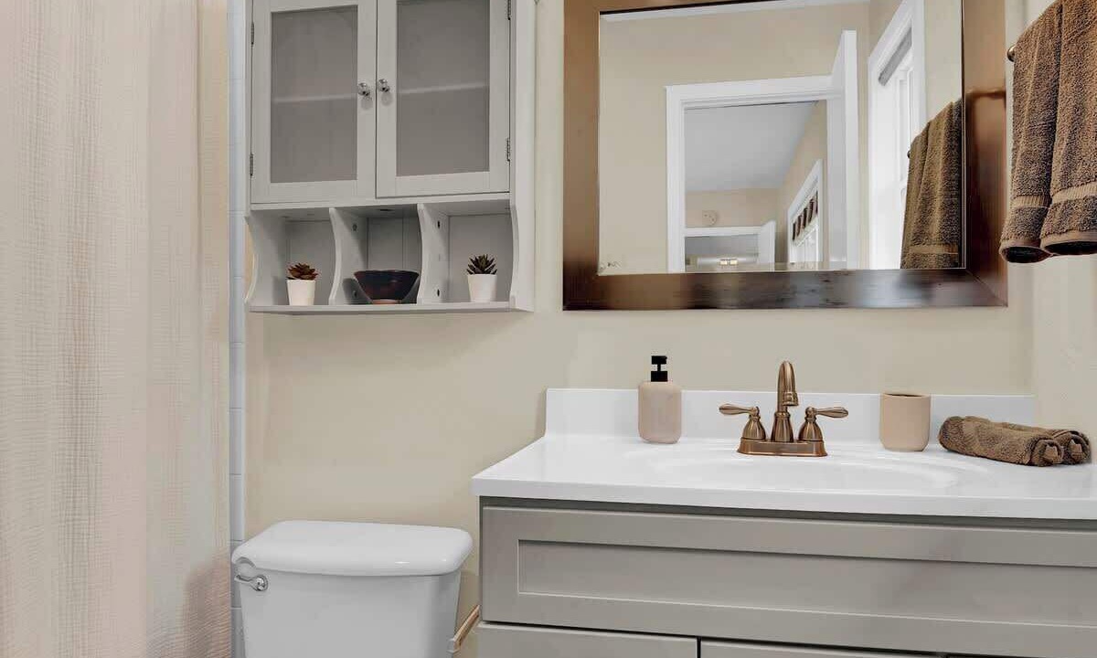 Photo of Bathroom in Barton Hills