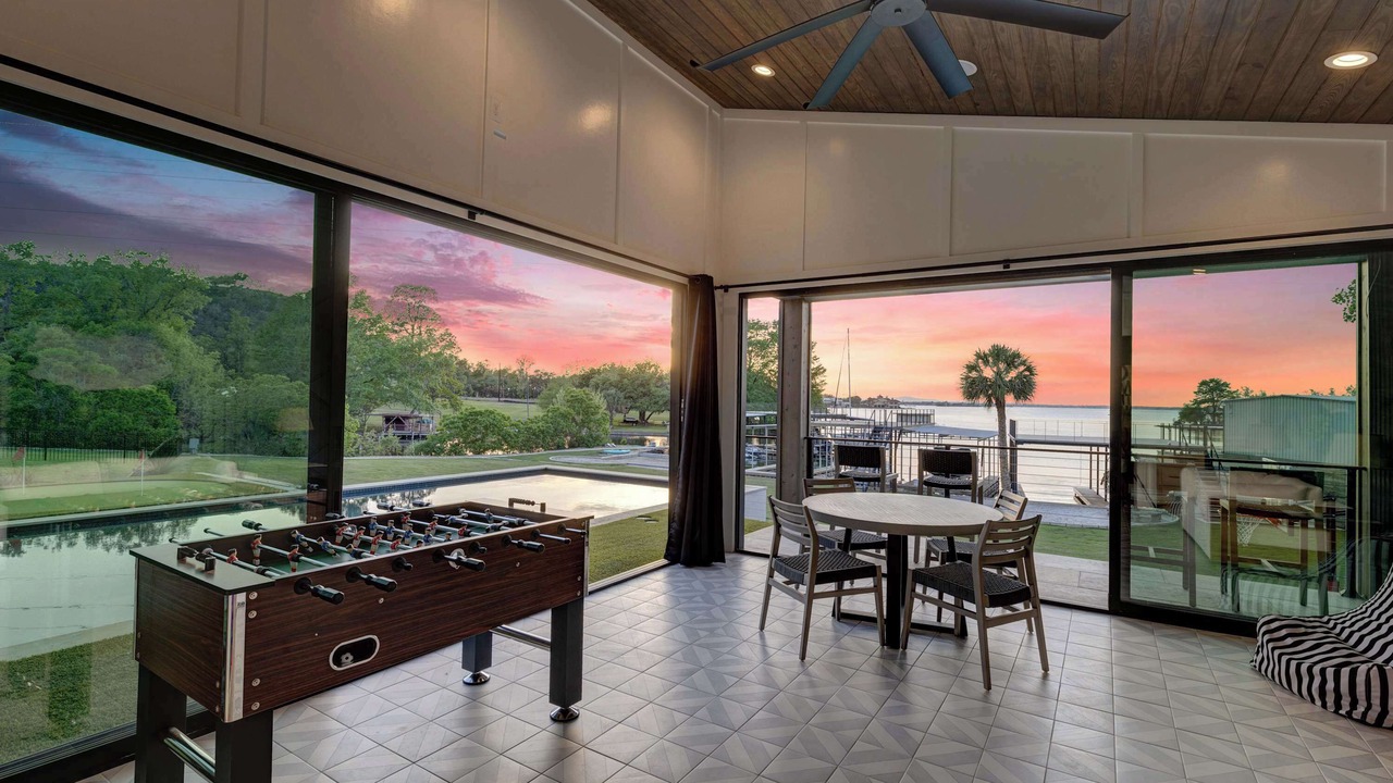 Photo of Bedroom in Horseshoe Bay