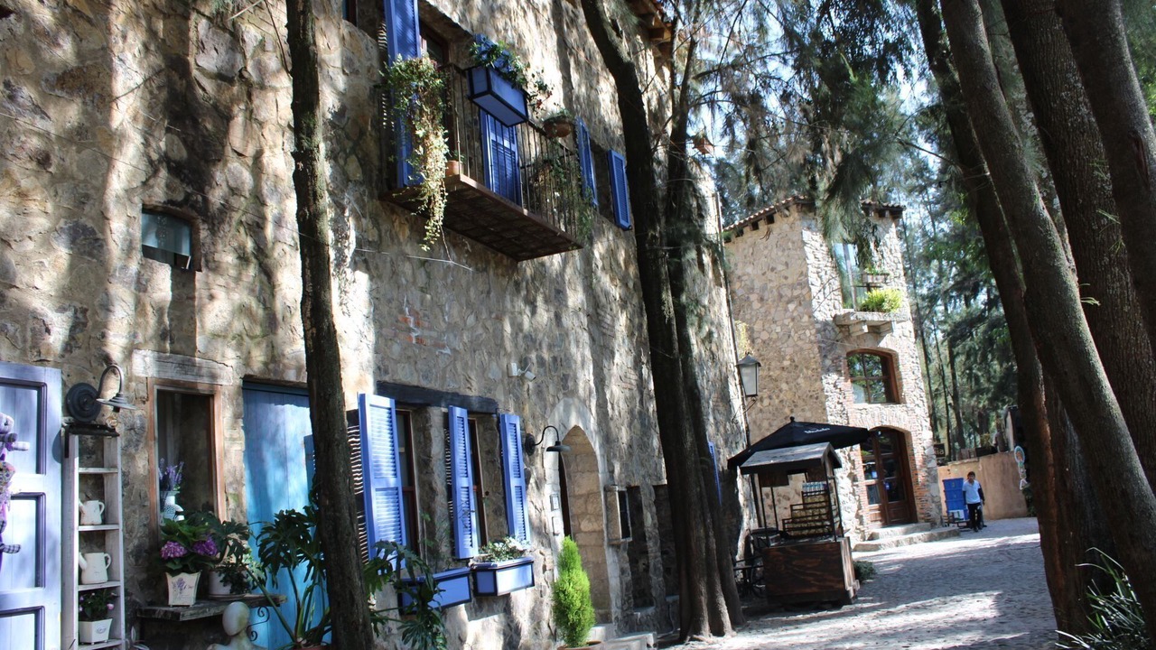 Photo of Others in Santeagueda
