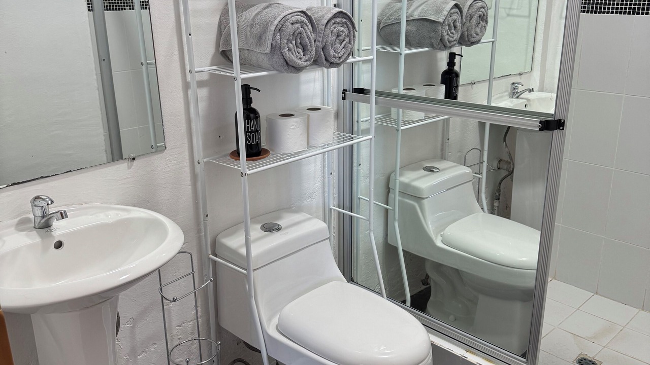 Photo of Bathroom in San Pedro La Laguna