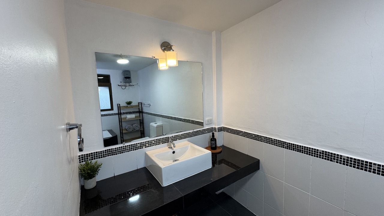 Photo of Bathroom in San Pedro La Laguna
