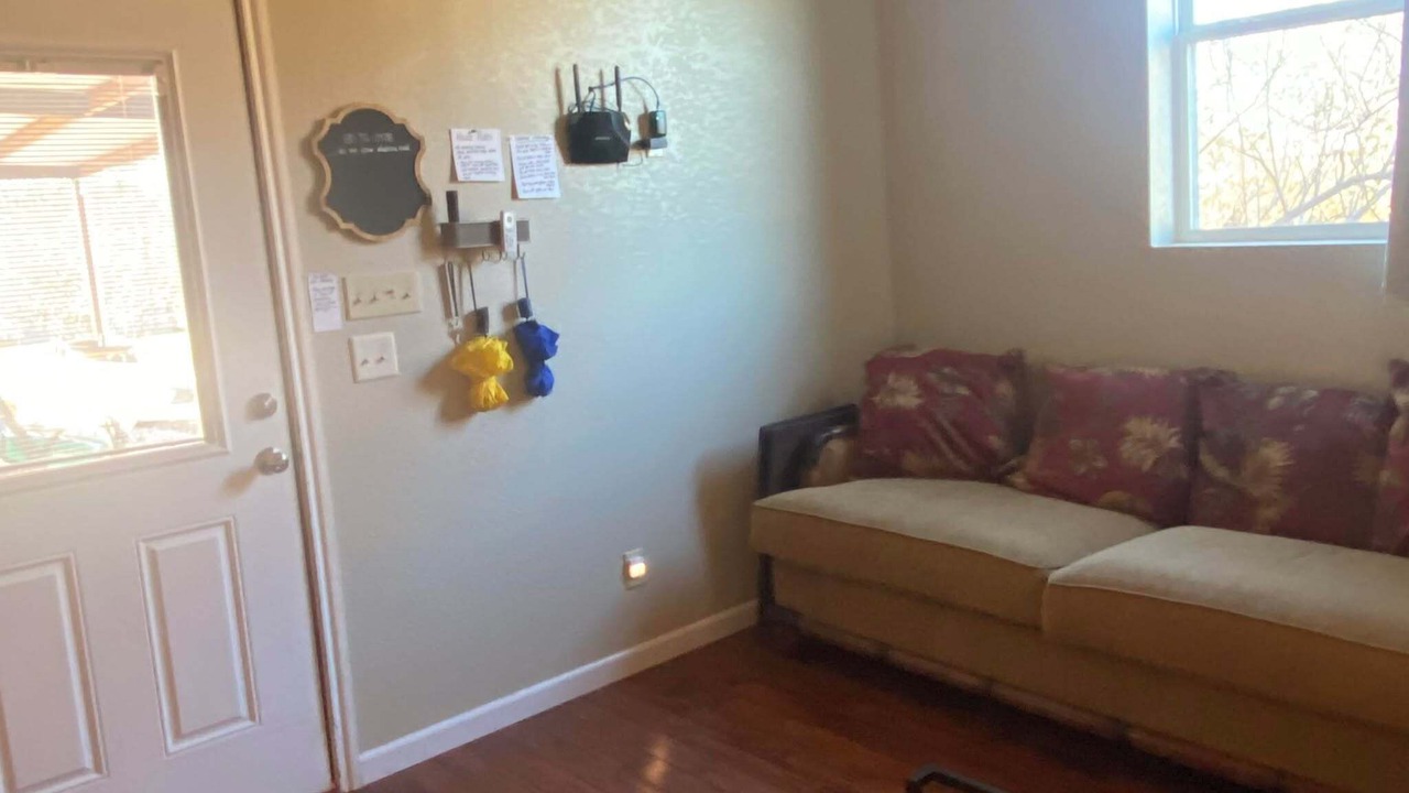 Photo of Livingroom in Glen Rose