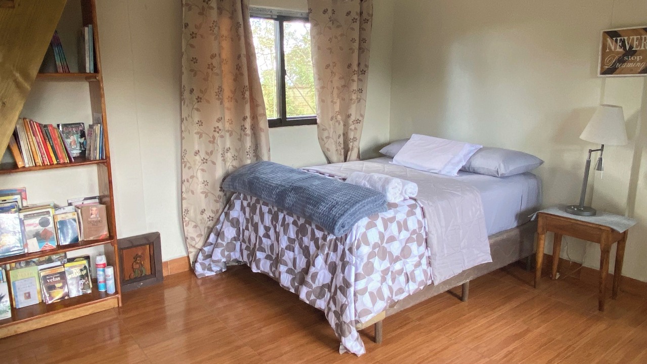 Photo of Bedroom in San Mateo Milpas Altas