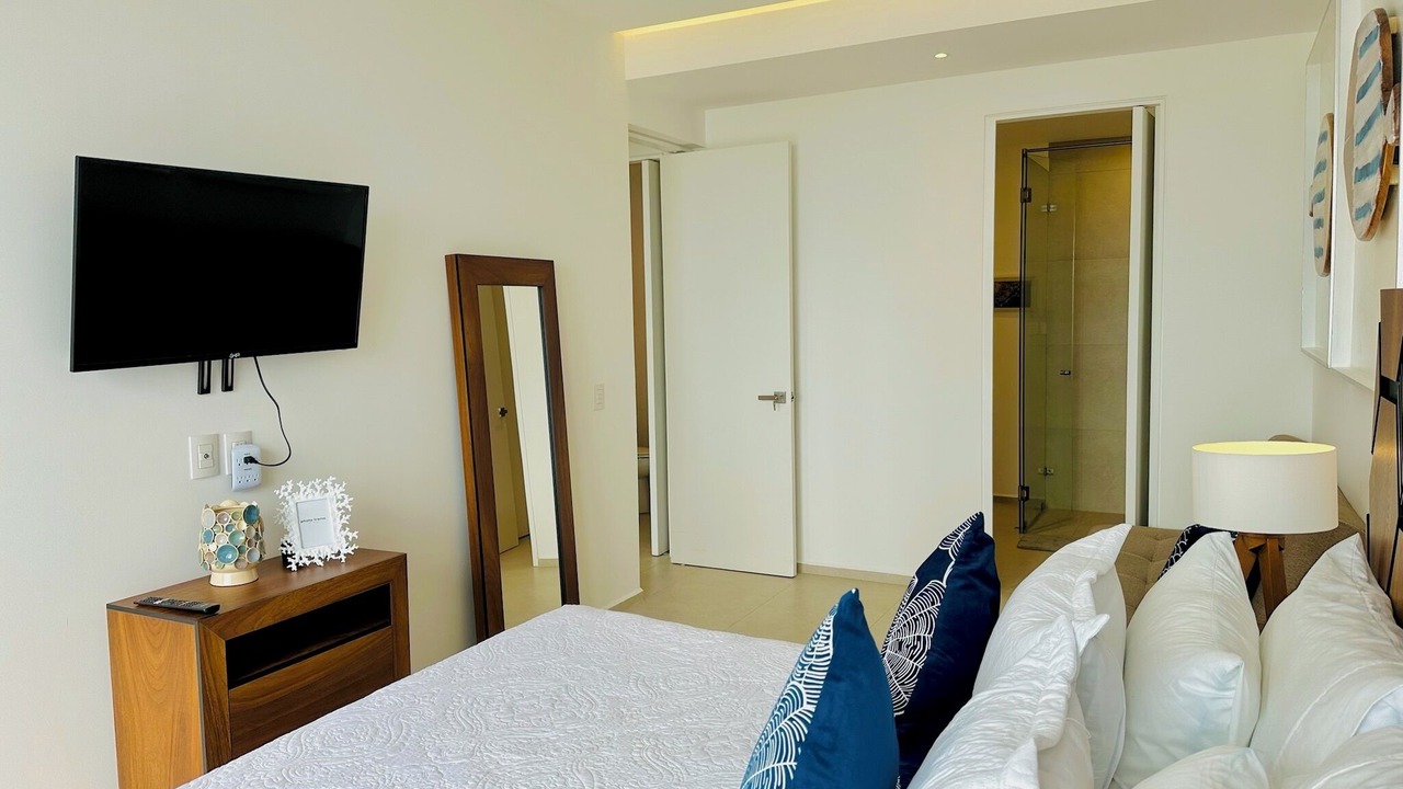 Photo of Bedroom in Flamingos
