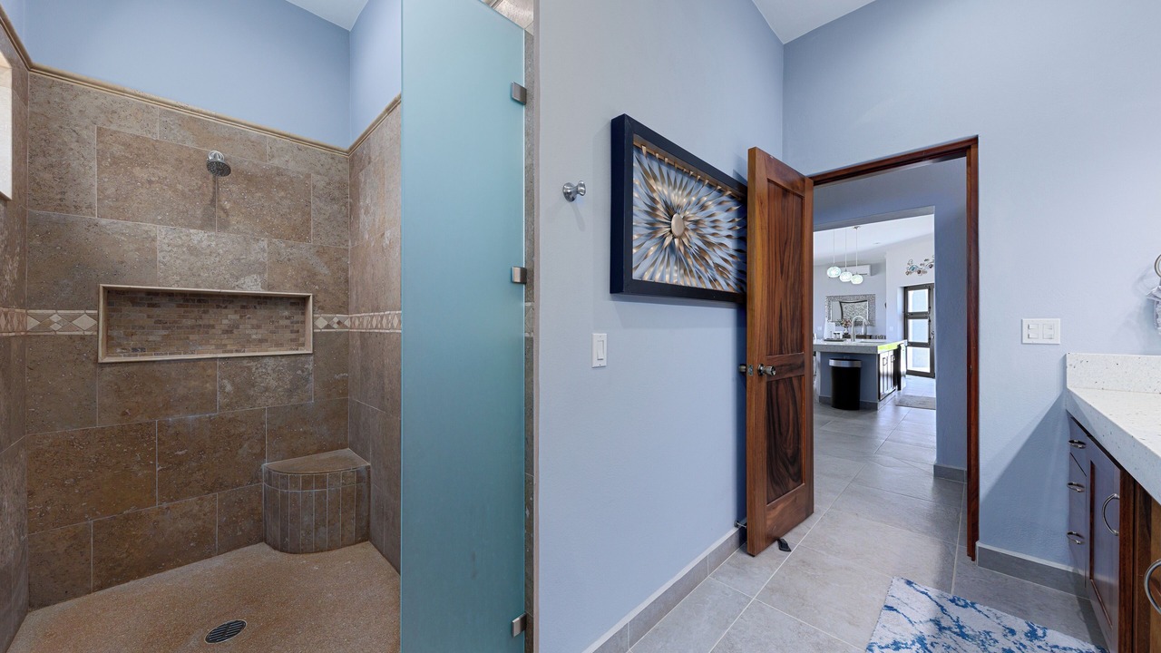 Photo of Bathroom in Los Barriles