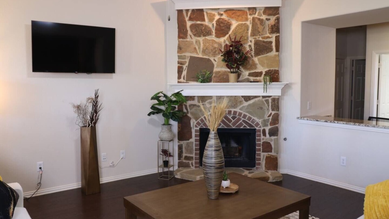 Photo of Livingroom in Wylie