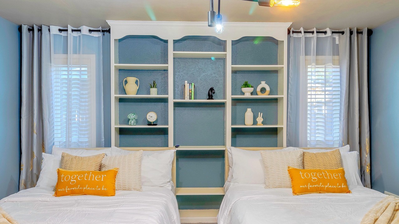 Photo of Bedroom in Lake Highlands