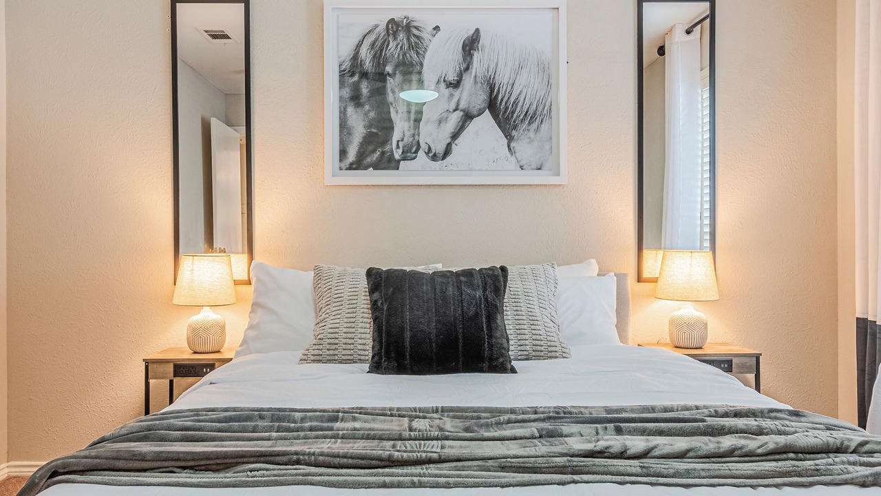 Photo of Bedroom in Lake Highlands