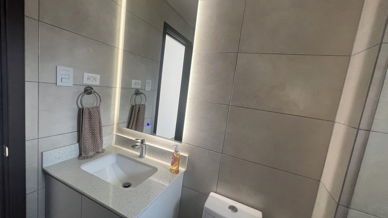Photo of Bathroom in Zona 10