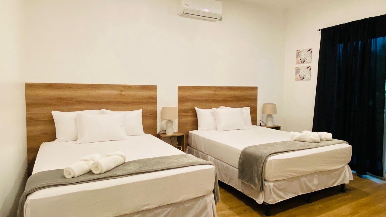 Photo of Bedroom in Flores