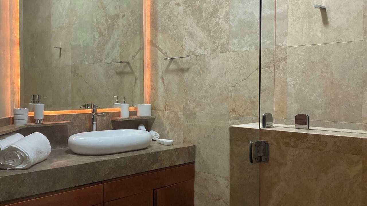 Photo of Bathroom in Zona Expo