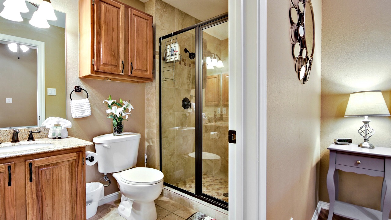 Photo of Bathroom in Lago Vista