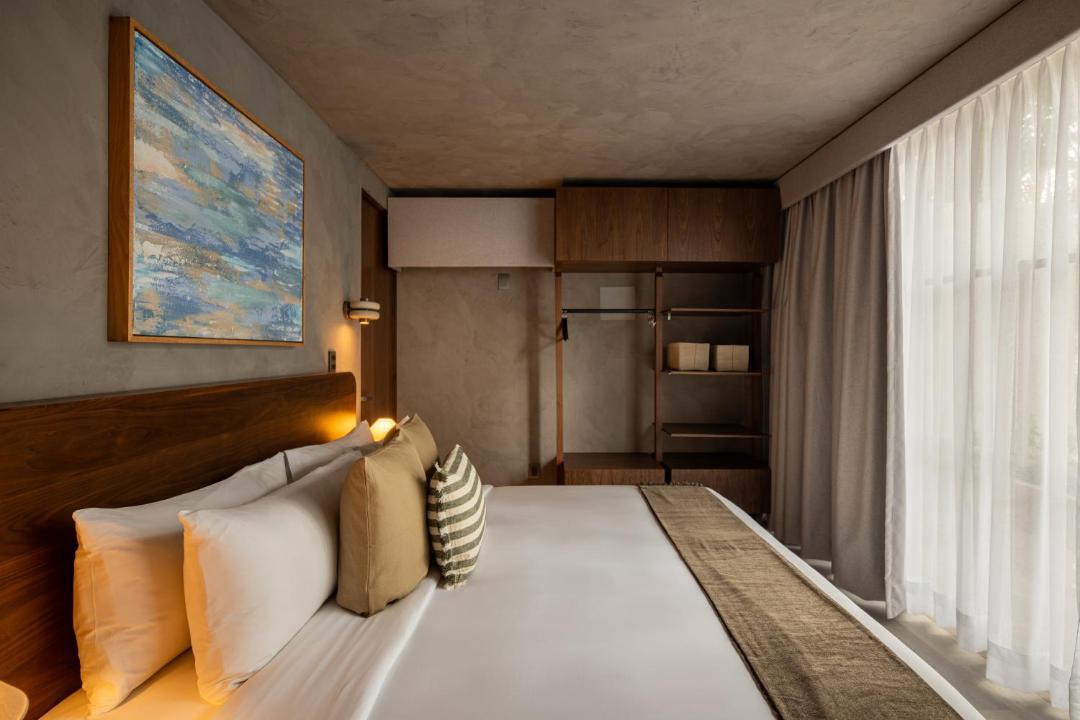 Photo of Bedroom in Anahuac