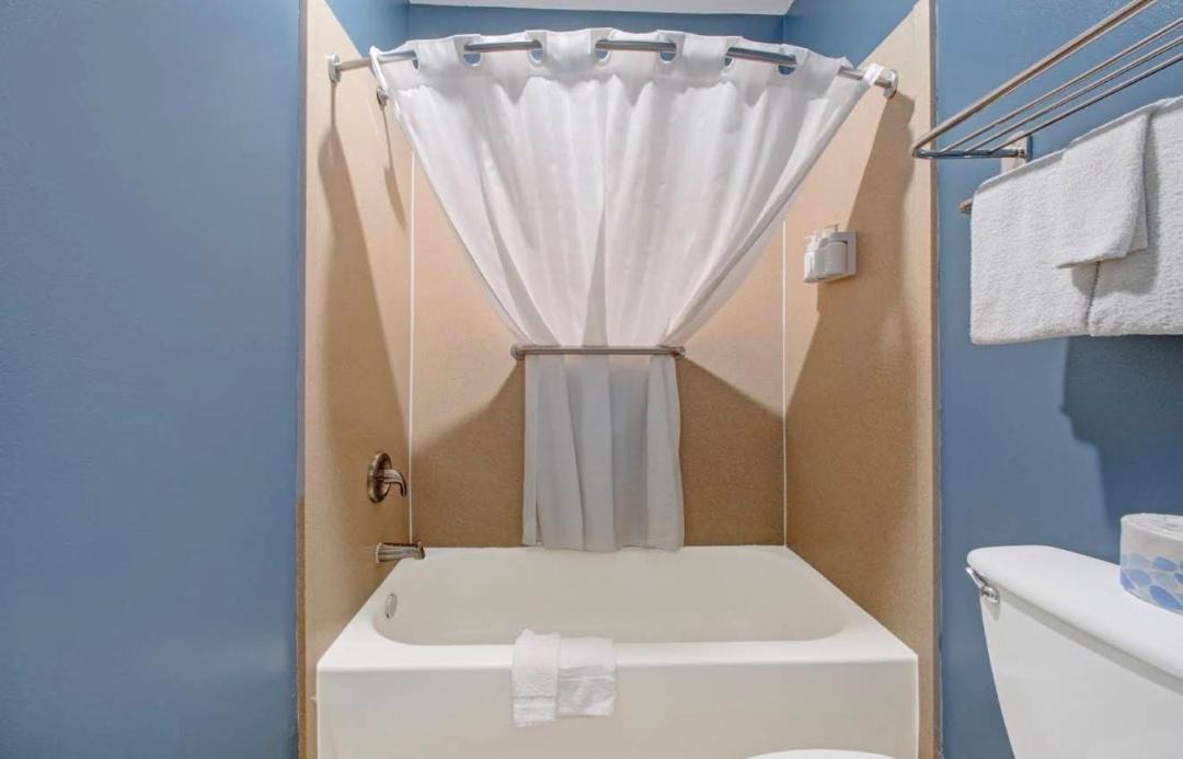 Photo of Bathroom in Weslaco