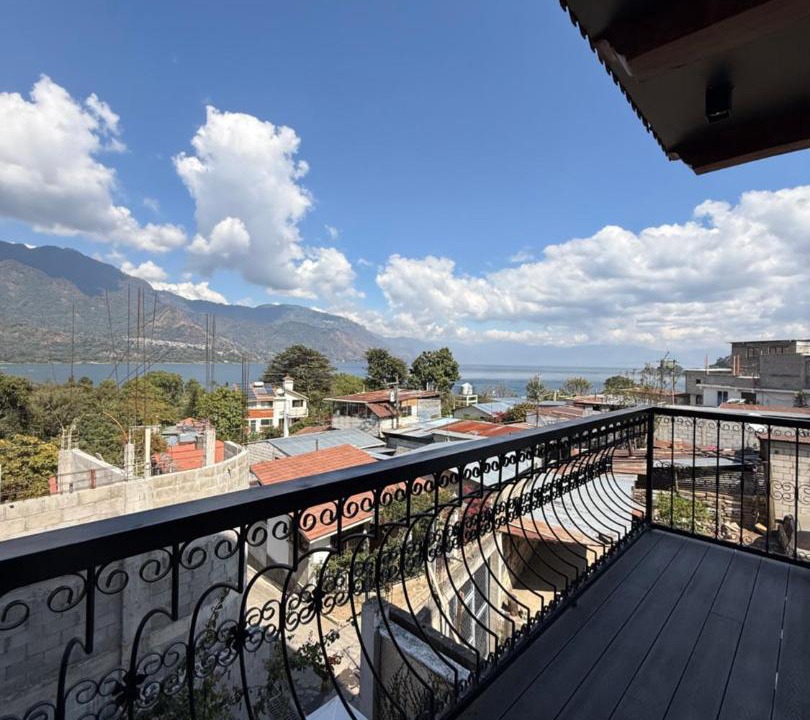 Photo of Patio Balcony in San Juan La Laguna