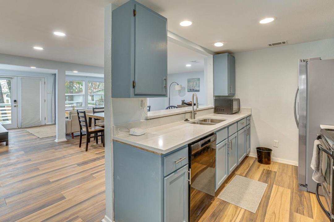 Photo of Kitchen in East Tawakoni