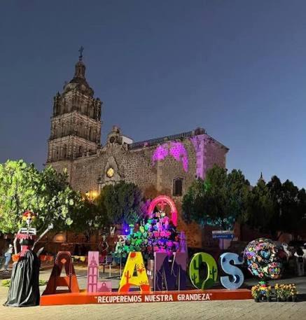 Photo of Others in Alamos