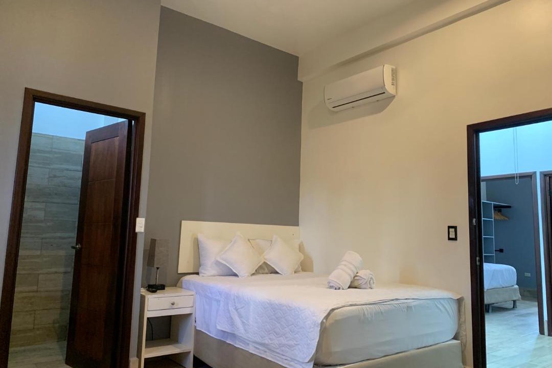Photo of Bedroom in Flores