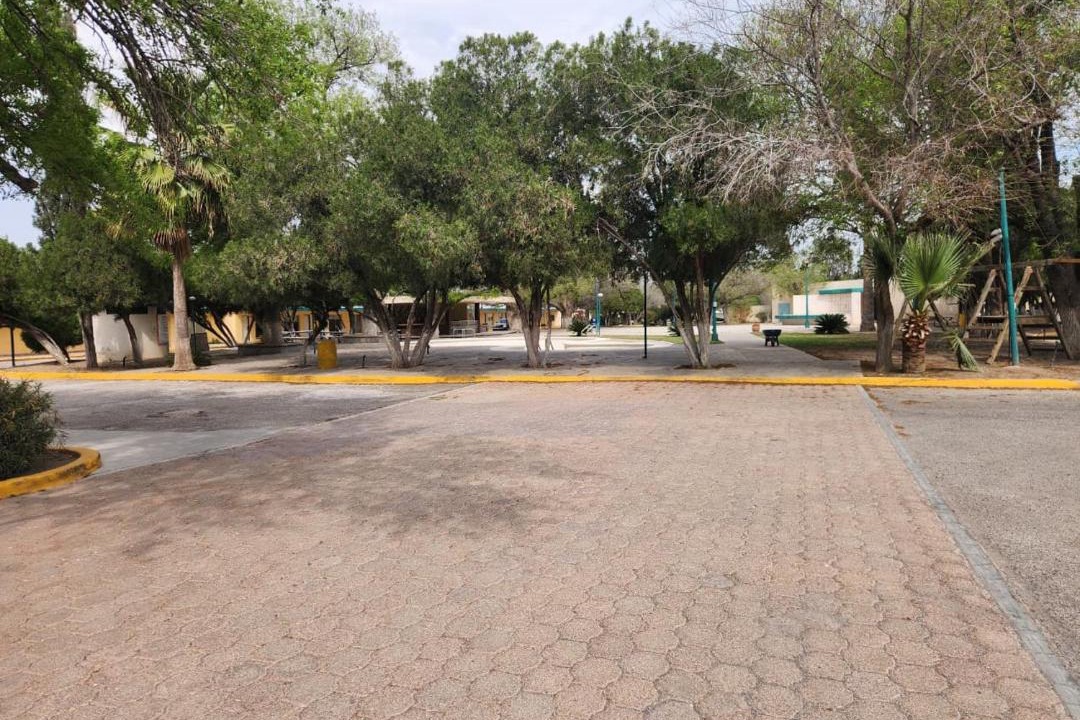 Photo of Others in Acuna
