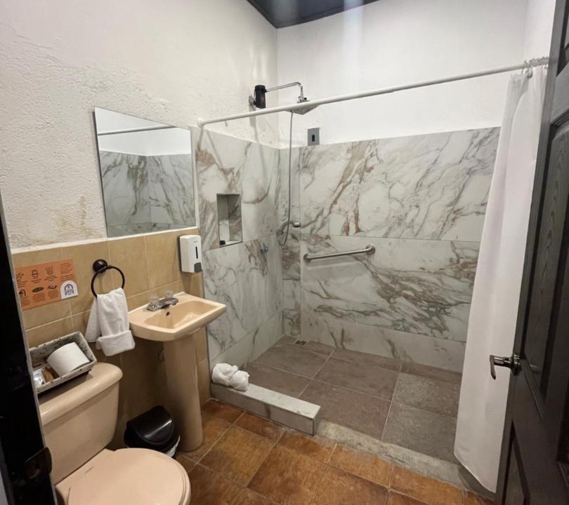 Photo of Bathroom in Quetzaltenango
