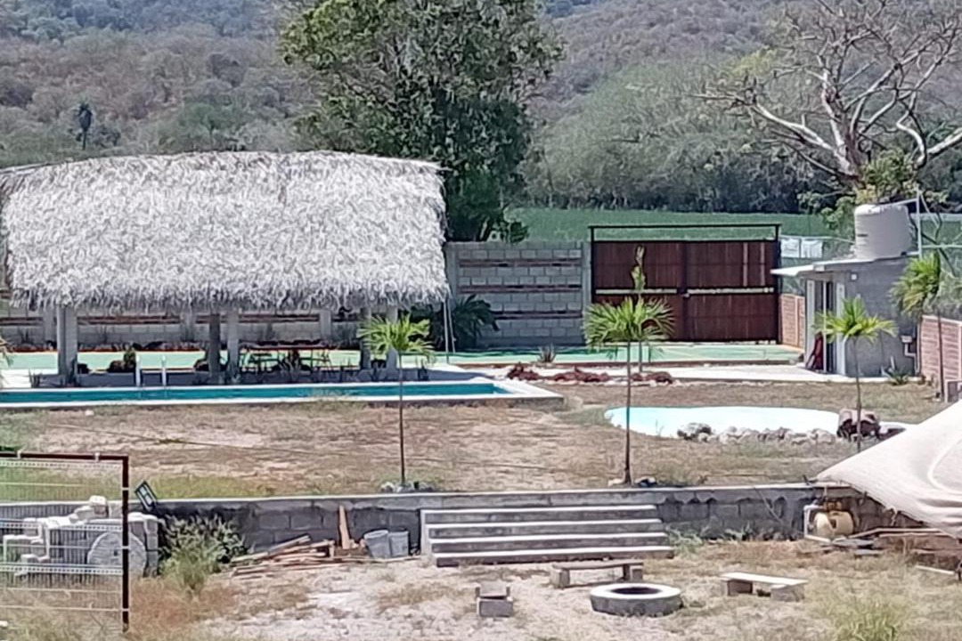 Photo of Others in El Monteon
