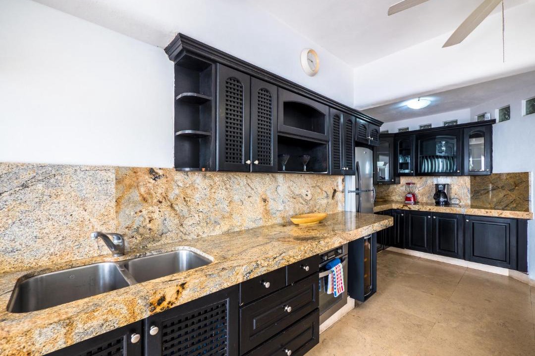 Photo of Kitchen in South Shore Hotel Area