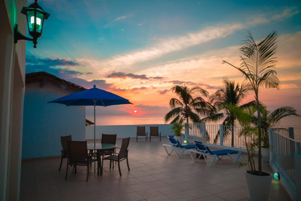 Photo of Patio Balcony in South Shore Hotel Area