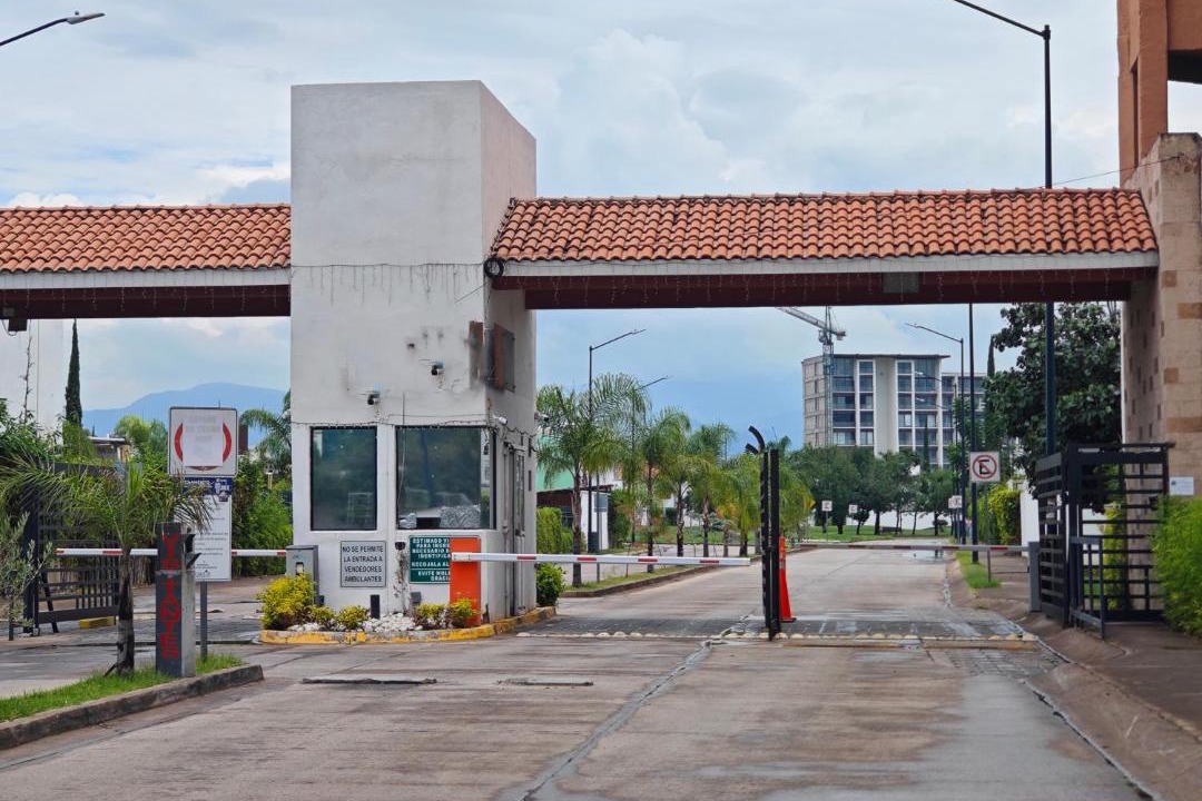 Photo of Others in Leon