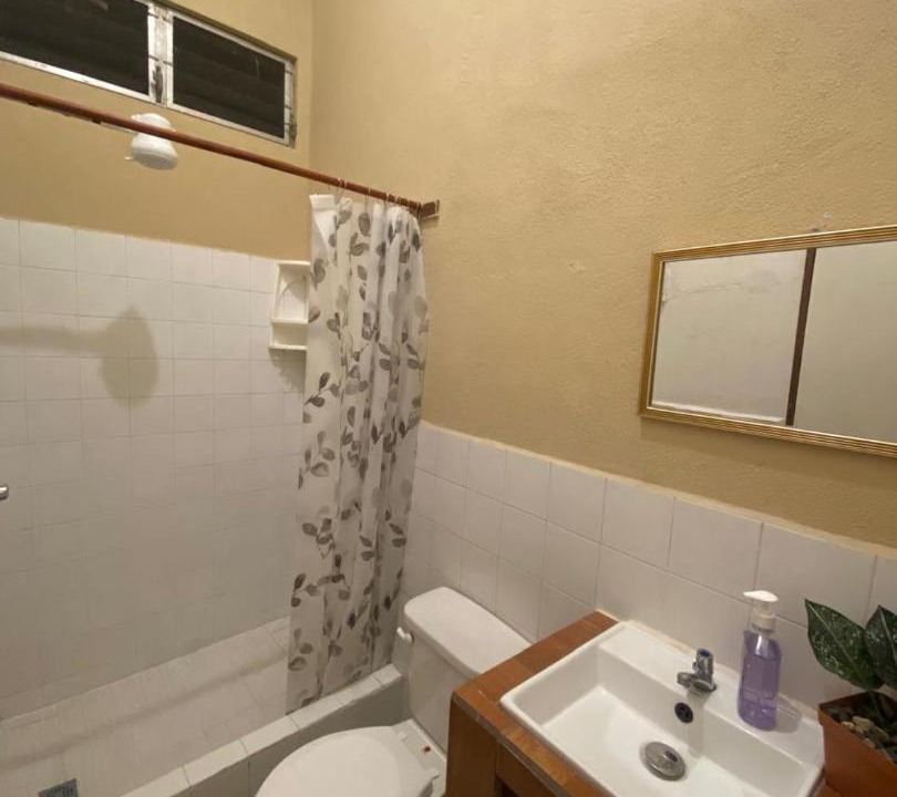 Photo of Bathroom in Flores