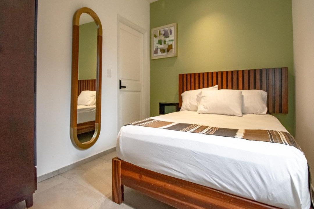 Photo of Bedroom in Anahuac