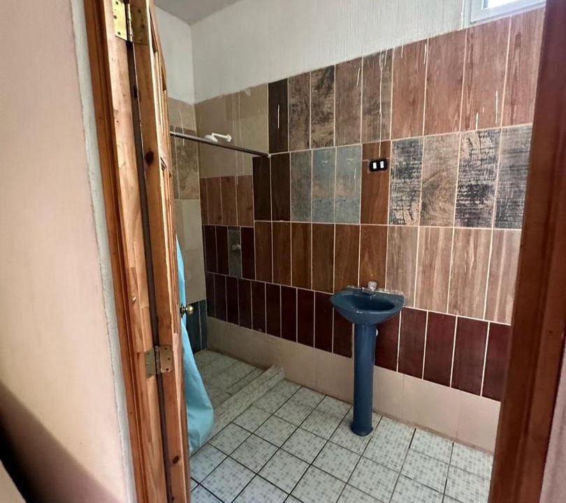 Photo of Bathroom in El Hawaii