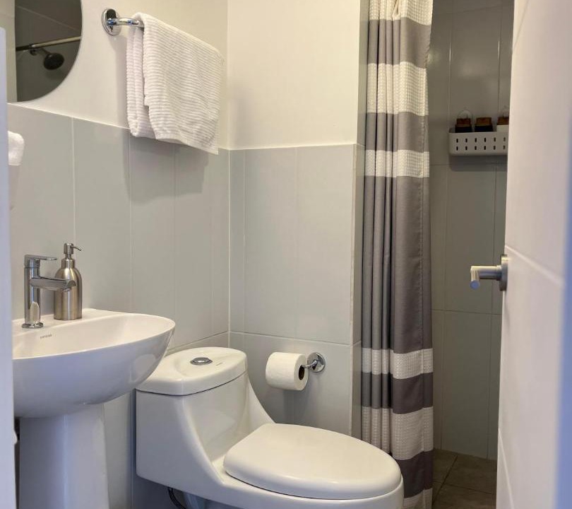 Photo of Bathroom in Zona 10