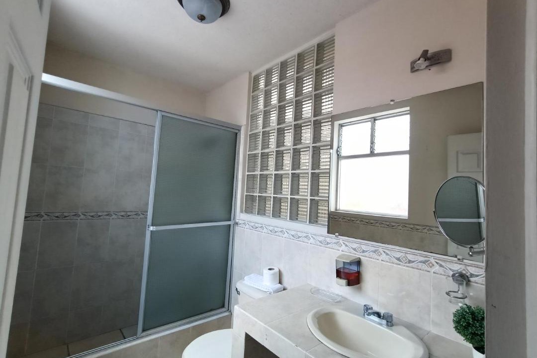 Photo of Bathroom in Zona 13