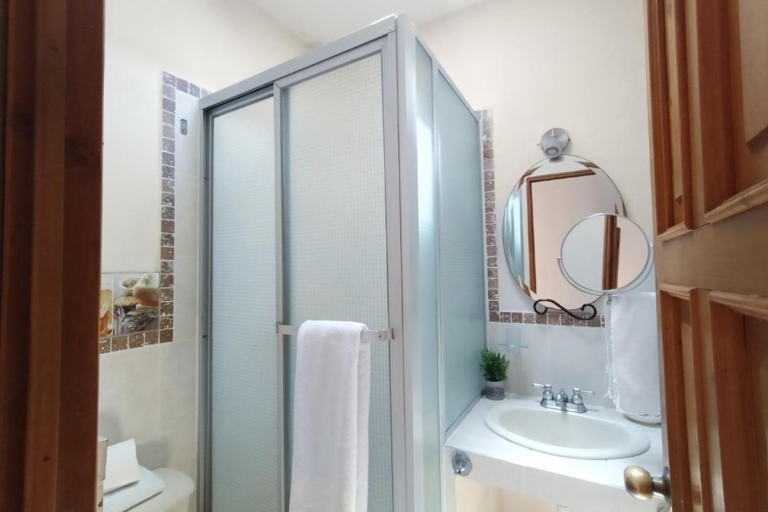 Photo of Bathroom in Zona 13