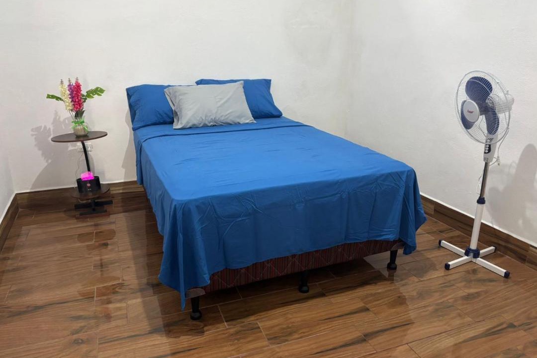 Photo of Bedroom in Flores