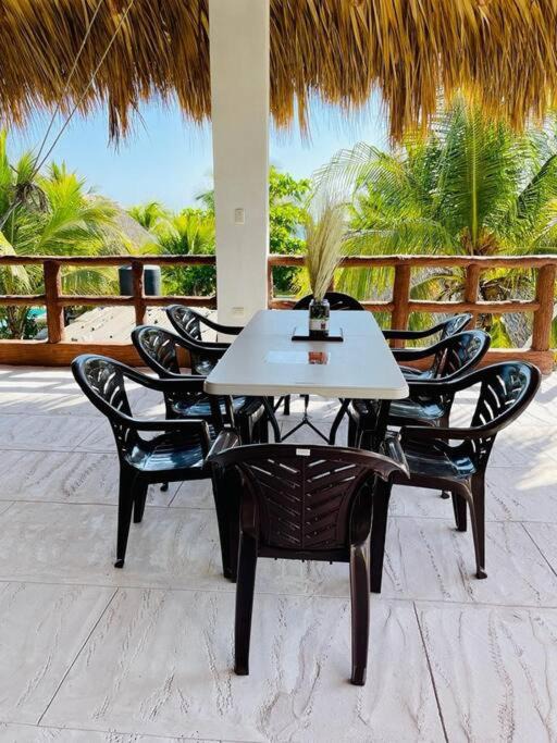 Photo of Patio Balcony in El Hawaii