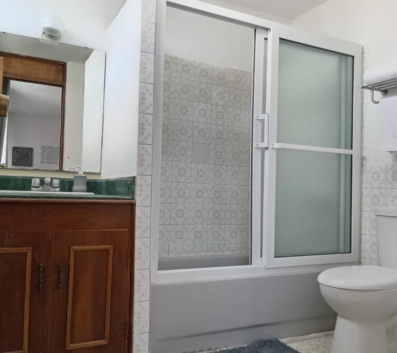 Photo of Bathroom in Zona 13