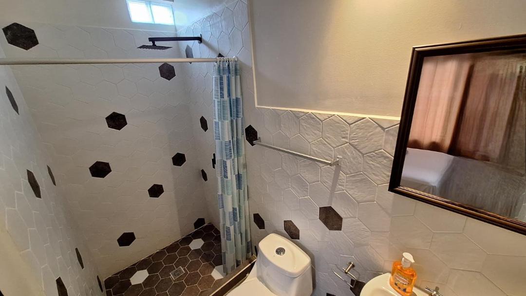Photo of Bathroom in San Juan La Laguna