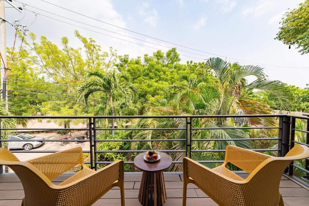 Photo of Patio Balcony in R