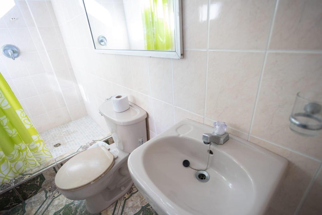Photo of Bathroom in Flores