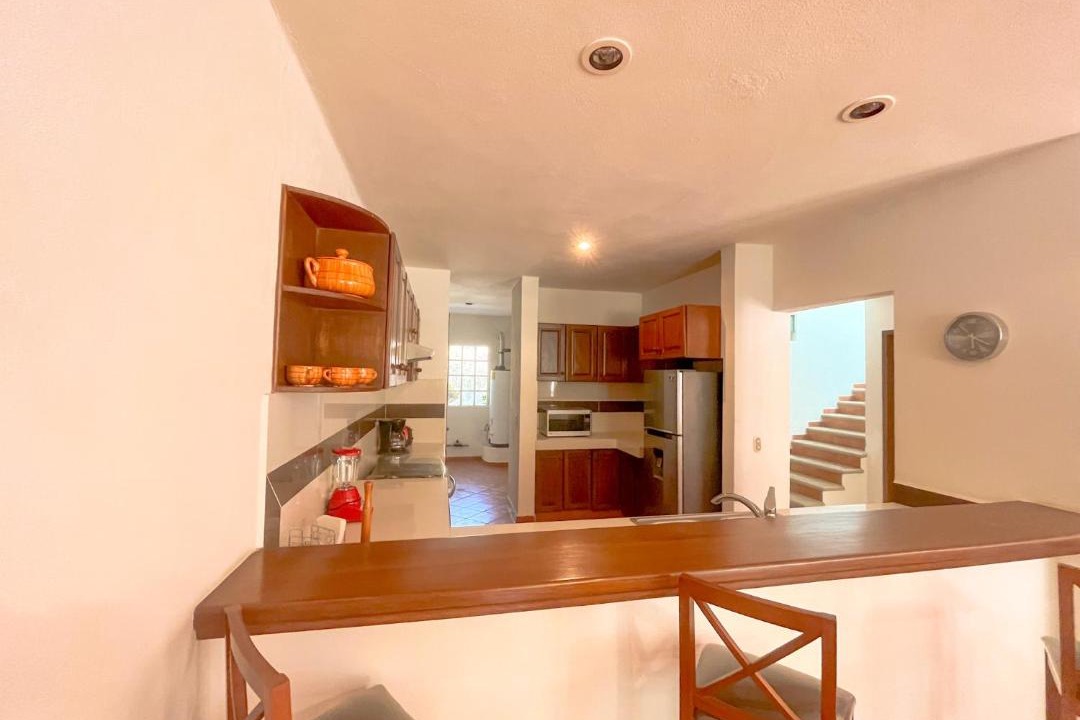 Photo of Livingroom in South Shore Hotel Area