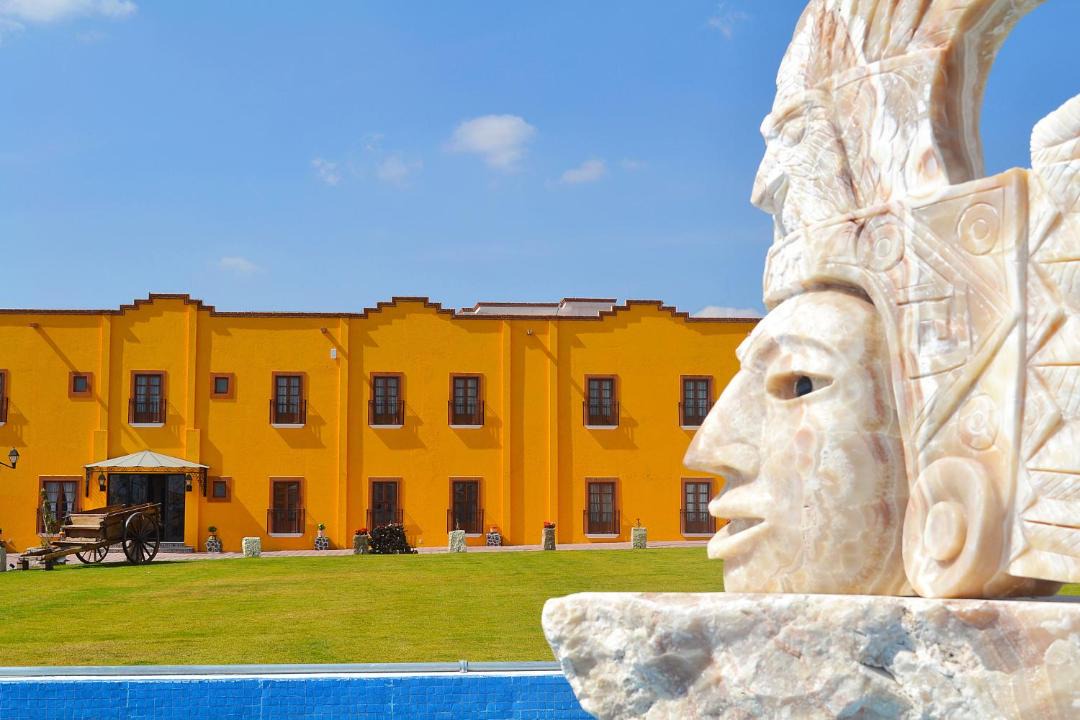 Photo of Buildings in San Martin de las Piramides